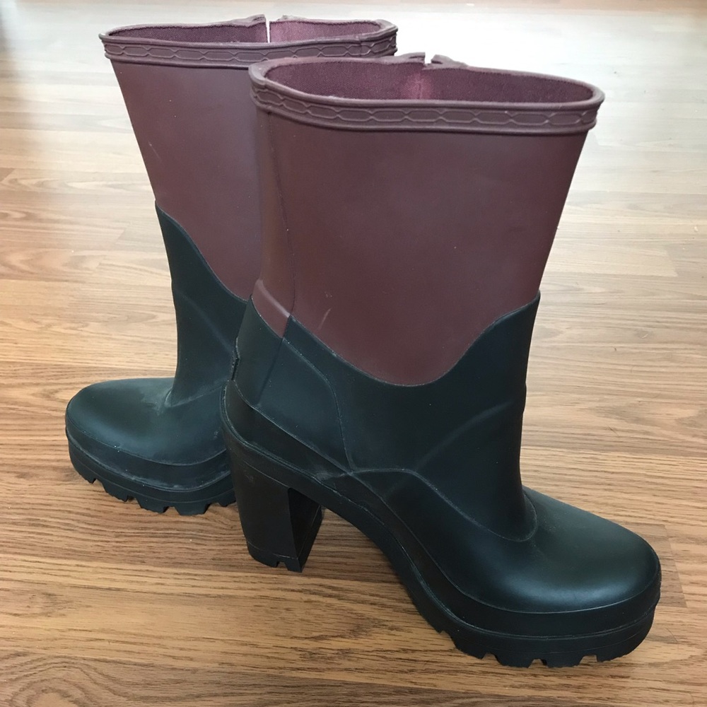 Rare Hunter Chelsea boots